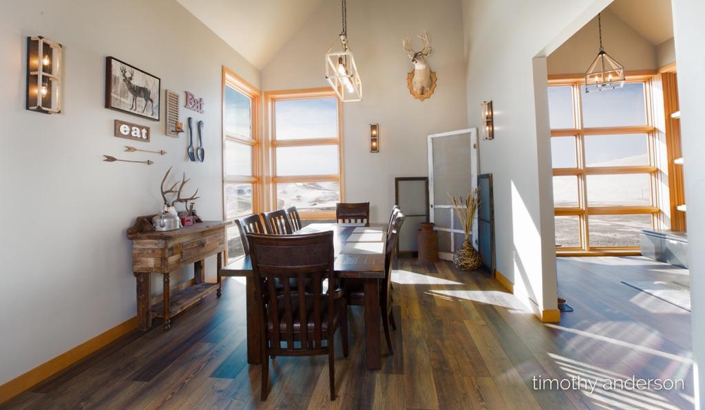 Elm Tree interior