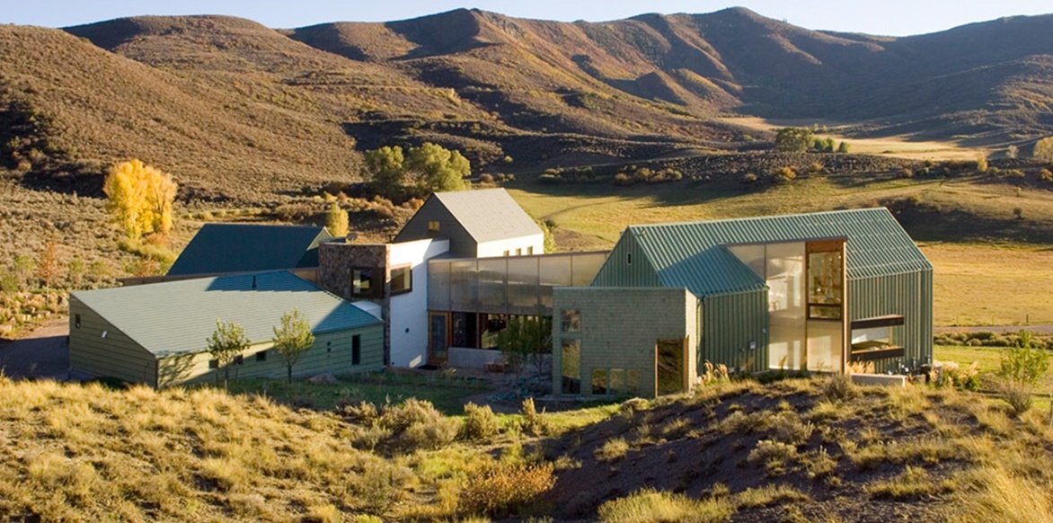 complex single family home